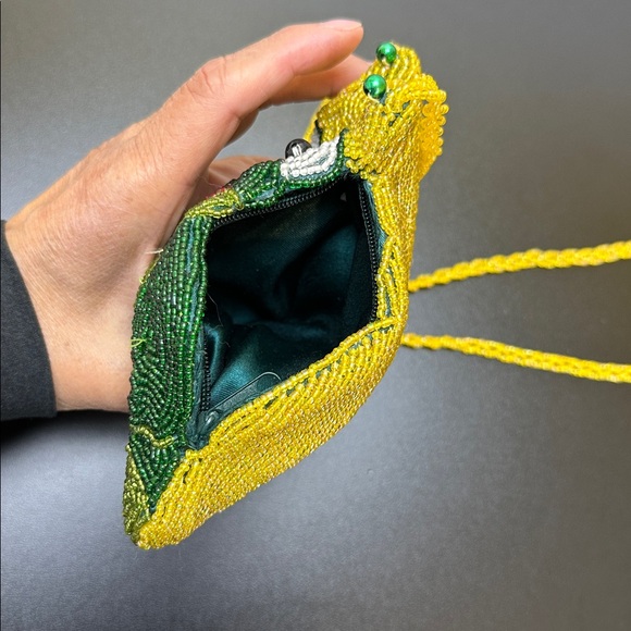 Vtg Prince King Happy Beaded Frog Small Change Zip Purse Crossbody Gold Crown - Picture 7 of 11